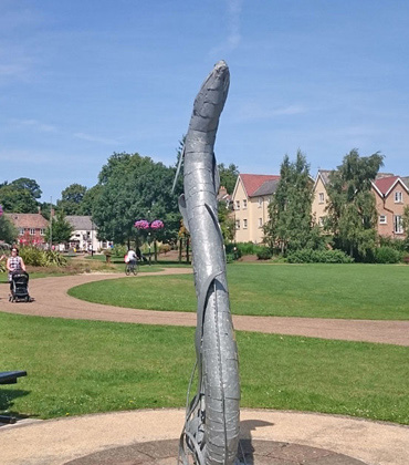 Eel Statue